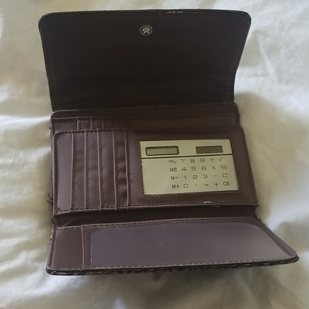 Wallet - Picture 3 of 3